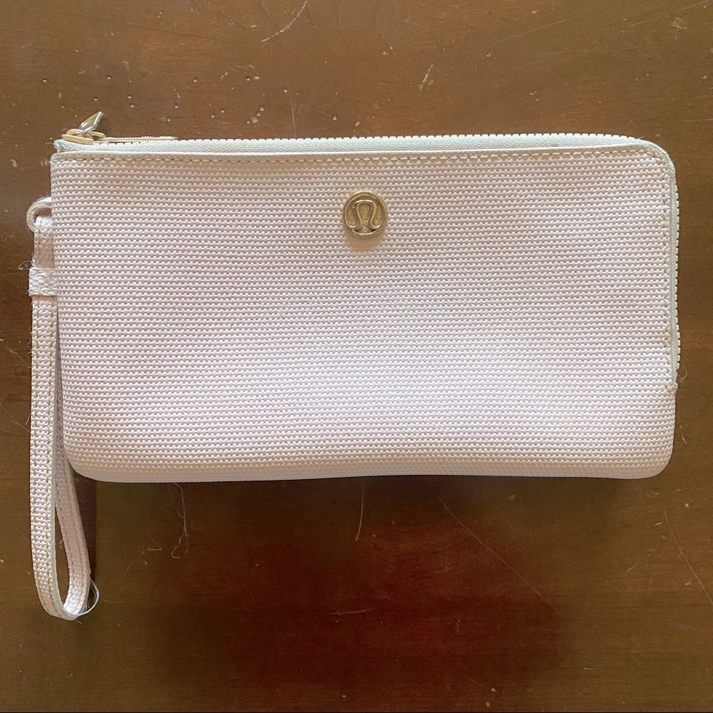Lululemon Double Up Pouch in Misty Pink